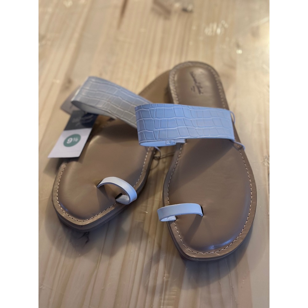Universal Thread Womens Croc Embossed Toe Loop Slide Sandals White Tan Size 9.5
